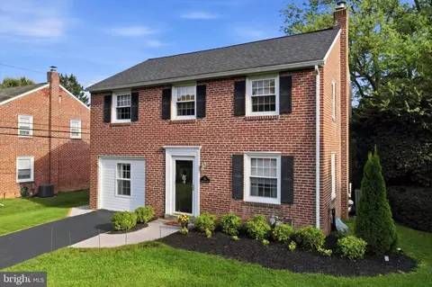 Exterior - 314 Upper Gulph Rd, Strafford, PA 19087 photo 8 of 11