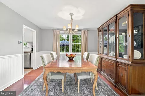 Dining - 314 Upper Gulph Rd, Strafford, PA 19087 photo 3 of 3