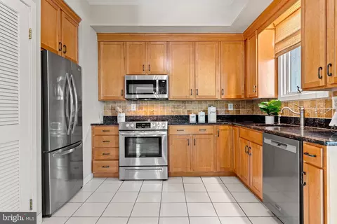Kitchen - 14 Chamond #14, Devon, PA 19333 photo 3 of 3
