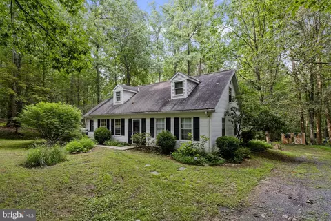 142 Oak Ln, Coatesville, PA 19320
