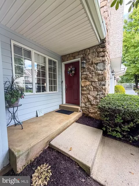 320 Shetland Dr #320, Exton, PA 19341