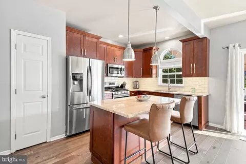 439 Lake George Cir, West Chester, PA 19382