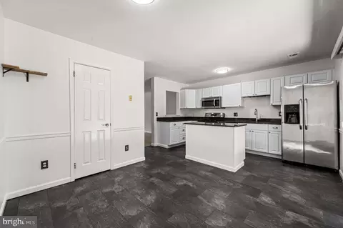 Kitchen - 24 Flintlock Ln, Chesterbrook, PA 19087 photo 3 of 3