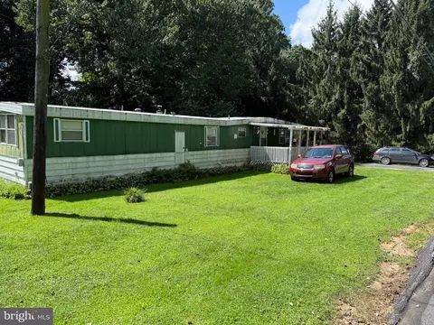 204 Valley Ave, Oxford, PA 19363