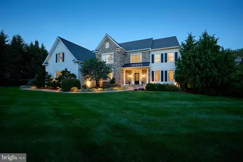 48 Lily Pond Ln, Chester Springs, PA 19425