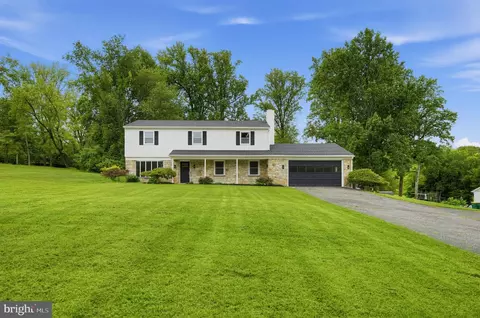 207 Sylvan Dr, Pottstown, PA 19465
