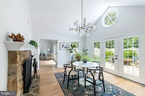 Dining - 102 Quail Ln, Wayne, PA 19087 photo 5 of 6