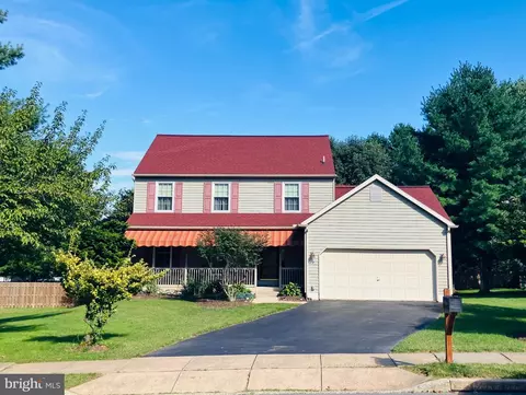 7 Haines Dr, West Grove, PA 19390