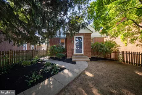206 Price St, West Chester, PA 19382