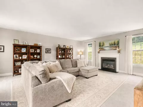 248 Coleridge Ln, Coatesville, PA 19320