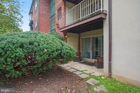 Exterior - 294 Drummers Ln #294, Wayne, PA 19087 photo 1 of 7