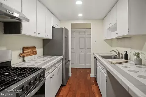 Kitchen - 294 Drummers Ln #294, Wayne, PA 19087 photo 1 of 4