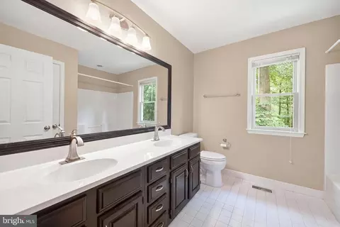 Bath - 119 Soltner Dr, Kennett Square, PA 19348 photo 5 of 5