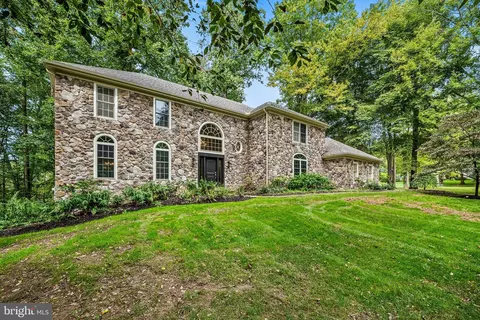 Exterior - 119 Soltner Dr, Kennett Square, PA 19348 photo 4 of 9
