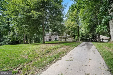 Exterior - 119 Soltner Dr, Kennett Square, PA 19348 photo 2 of 9