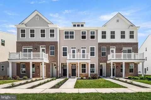6 Zinc Ln, Phoenixville, PA 19460