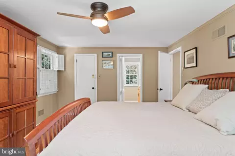Bedroom - 54 N Waterloo Rd, Devon, PA 19333 photo 3 of 4