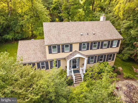 Exterior - 54 N Waterloo Rd, Devon, PA 19333 photo 8 of 9