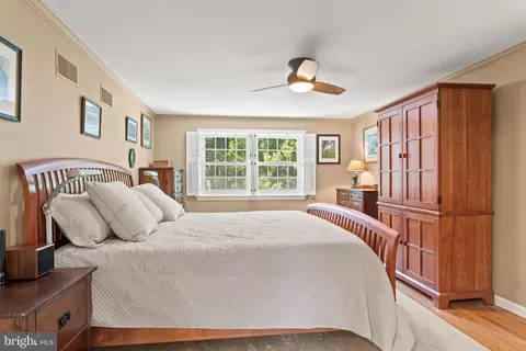 Bedroom - 54 N Waterloo Rd, Devon, PA 19333 photo 1 of 4