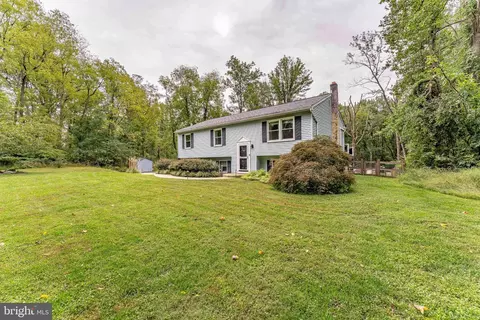 12 Landover Dr, Coatesville, PA 19320