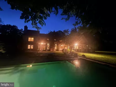 Exterior - 404 Chester Rd, Devon, PA 19333 photo 4 of 10