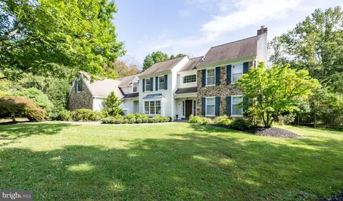 Exterior - 404 Chester Rd, Devon, PA 19333 photo 3 of 10