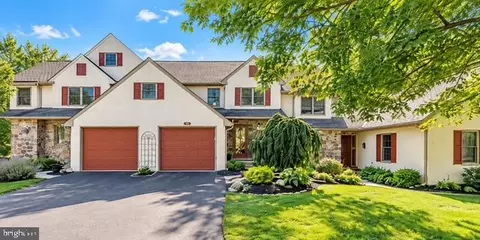46 Saddler Dr, Elverson, PA 19520