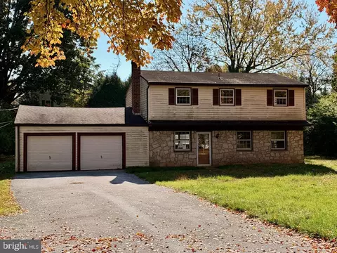 1283 Country Ln, West Chester, PA 19380
