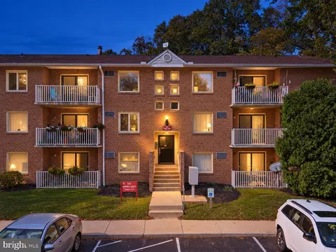 100 Campbell Cir #D-5, Downingtown, PA 19335