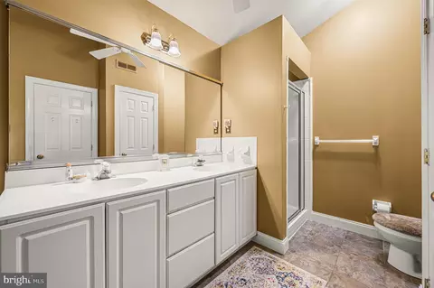Bath - 8 Cameron Ct, Exton, PA 19341 photo 1 of 2