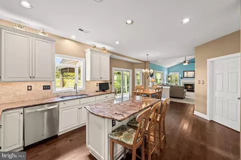 Kitchen - 8 Cameron Ct, Exton, PA 19341 photo 1 of 4