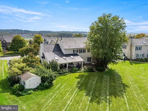 View/Area - 8 Cameron Ct, Exton, PA 19341 photo 2 of 5