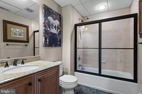 Bath - 825 Oak Tree Rd, Kennett Square, PA 19348 photo 8 of 10