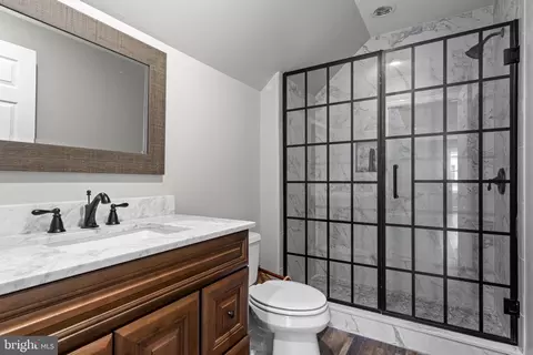 Bath - 825 Oak Tree Rd, Kennett Square, PA 19348 photo 10 of 10