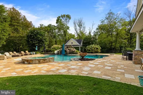 Exterior - 825 Oak Tree Rd, Kennett Square, PA 19348 photo 13 of 35