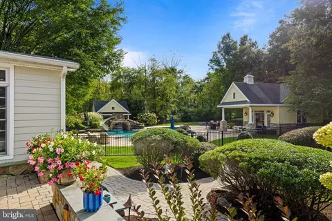 Exterior - 825 Oak Tree Rd, Kennett Square, PA 19348 photo 22 of 35