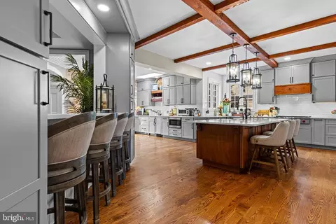 Kitchen - 825 Oak Tree Rd, Kennett Square, PA 19348 photo 3 of 9