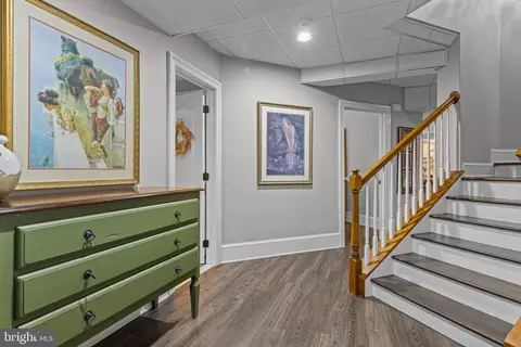 Entry Way - 825 Oak Tree Rd, Kennett Square, PA 19348 photo 18 of 21