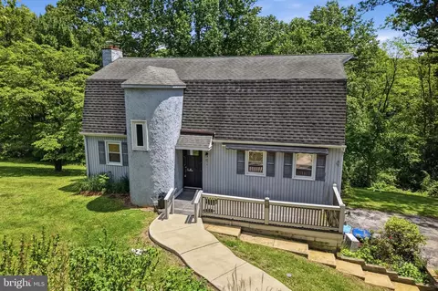 32 Beck Rd, Coatesville, PA 19320