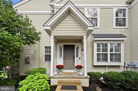 123 Granite Ln #8, Chester Springs, PA 19425