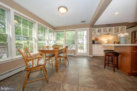 Dining - 127 Kynlyn Rd, Wayne, PA 19087 photo 4 of 4