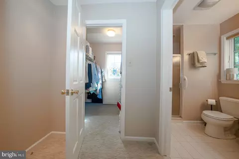 Entry Way - 127 Kynlyn Rd, Wayne, PA 19087 photo 3 of 4