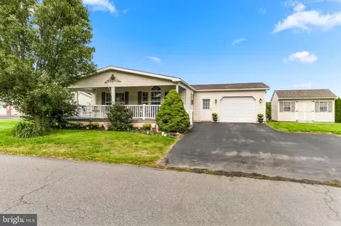 535 Conestoga Dr, Coatesville, PA 19320