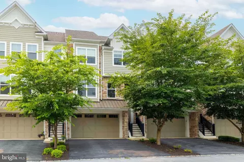 38 New Countryside Dr, West Chester, PA 19382