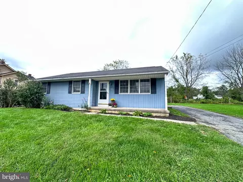160 Pine St, Toughkenamon, PA 19374
