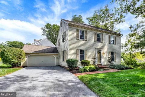 400 Cranberry Ln #400, West Chester, PA 19380