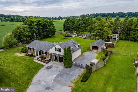 333 S Sandy Hill Rd, Coatesville, PA 19320