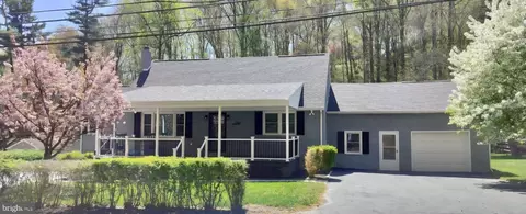920 Stargazers Rd, Coatesville, PA 19320
