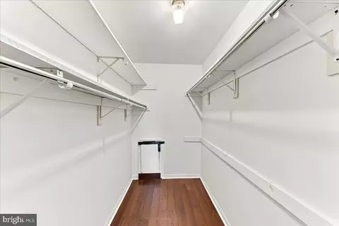 Entry Way - 40 Witherspoon Ct, Wayne, PA 19087 photo 4 of 4