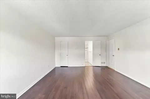 Living - 40 Witherspoon Ct, Wayne, PA 19087 photo 6 of 6